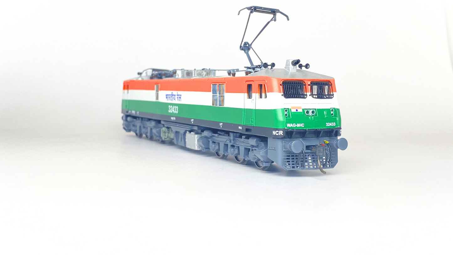 PRE-ORDER: PREMIUM DC/DCC READY WAG9 RTR Model HO Scale (1:87)