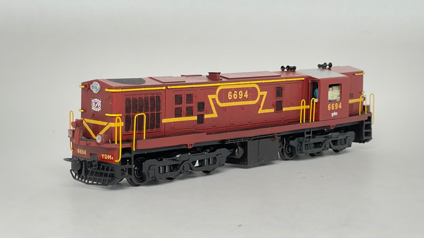 PRE-ORDER: Phulera YDM4 - HOm Display/Free Rolling Model (12mm gauge track)