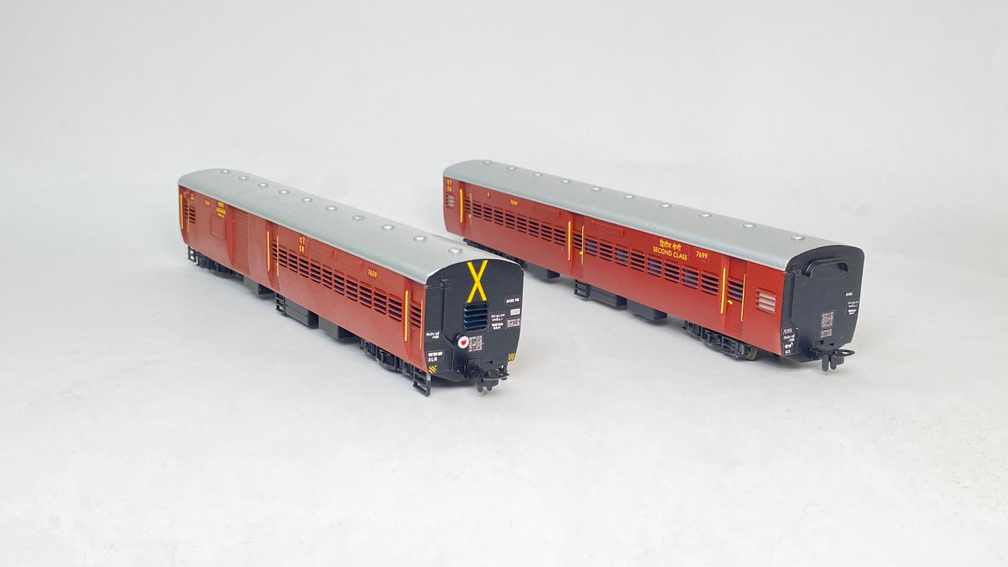 PRE-ORDER: MG Train Pack with GTL YDM4 - HOm Display/Free Rolling Model (12mm gauge track)