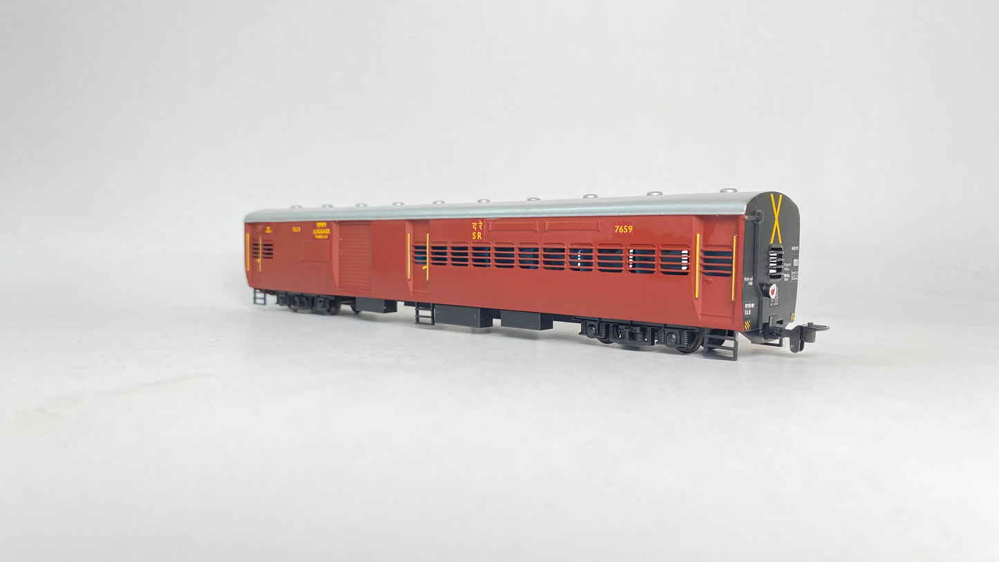 PRE-ORDER: MG Coach - ICF SLR