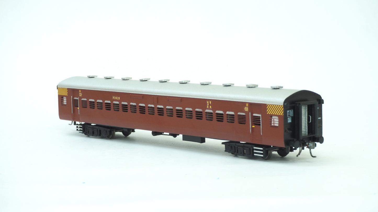 PRE-ORDER: ICF Sleeper HO Scale - Red Livery (1995-1990s), Premium, Pack of 3