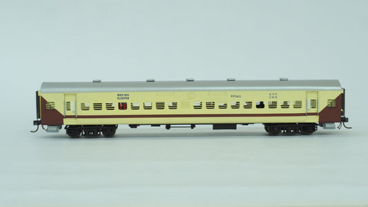 PRE-ORDER: ICF Sleeper HO Scale - Utkrisht Livery, Standard, pack of 3