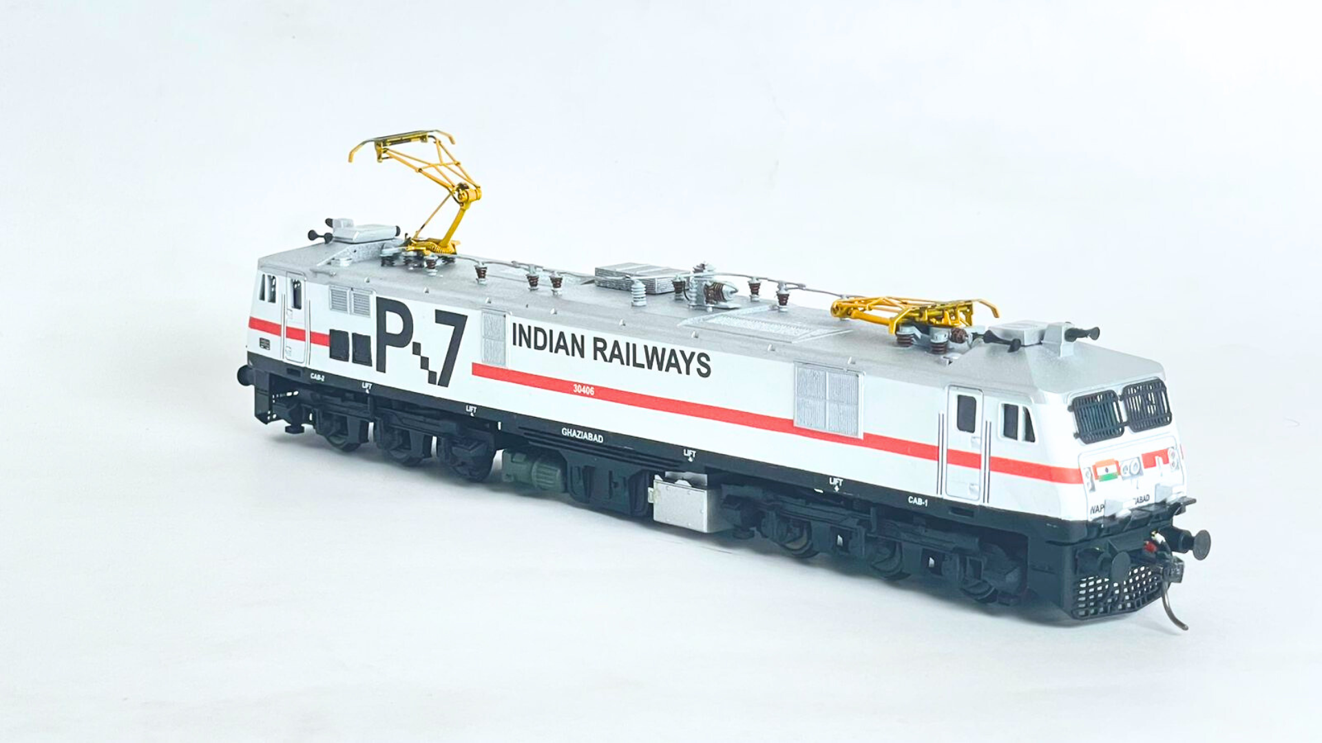 PRE-ORDER: PREMIUM DC/DCC READY WAP7/WAP7i RTR Model in HO Scale (1:87)