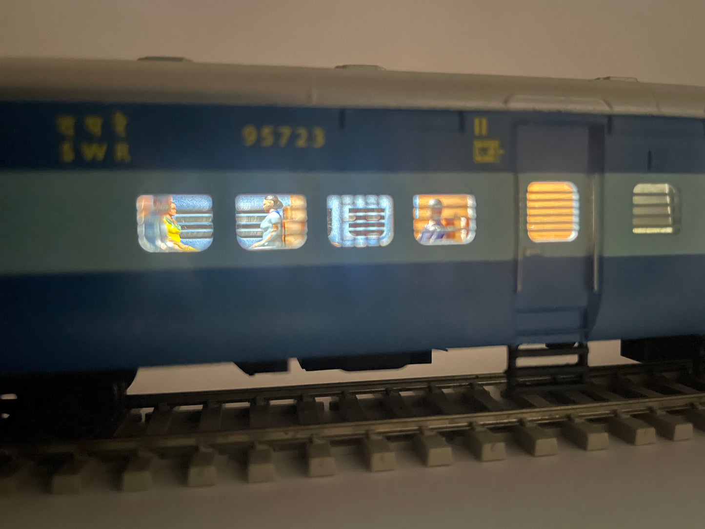Made to Order: ICF SLR - Premium Version, HO Scale (1:87)