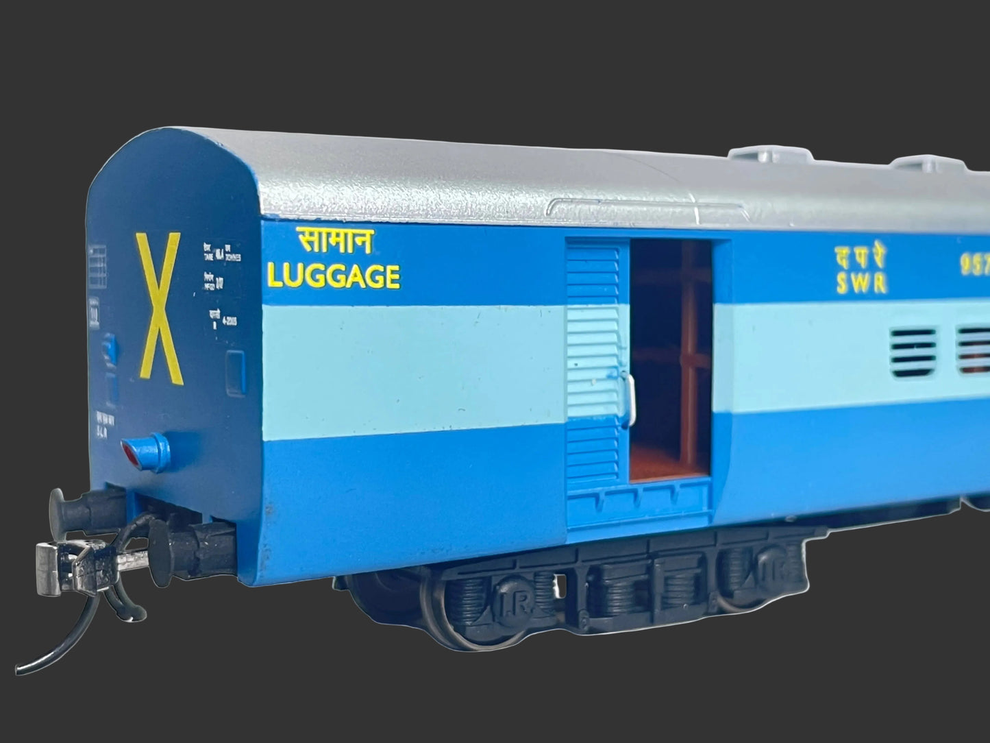 Made to Order: ICF SLR - Standard Version, HO Scale (1:87)