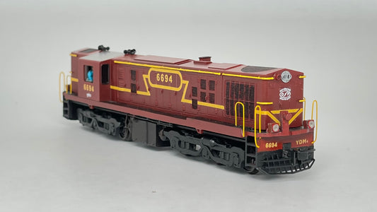 PRE-ORDER: Phulera YDM4 - HOm Display/Free Rolling Model (12mm gauge track)