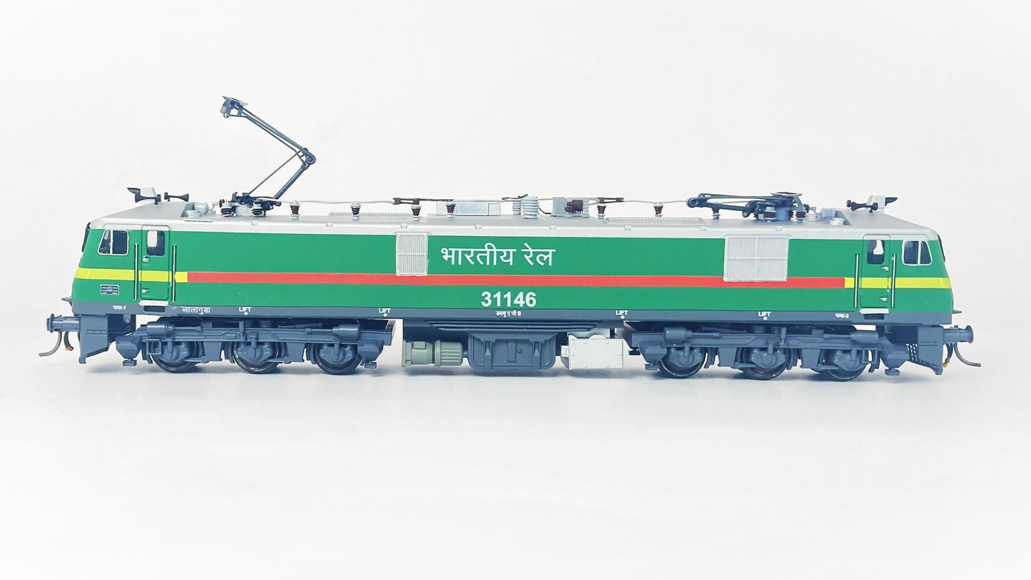 PRE-ORDER: STANDARD DC/DCC READY WAG9 RTR Model in HO Scale (1:87)