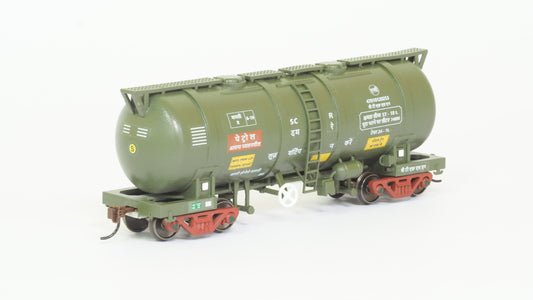 RTR BTFLN, Tank Wagon, HO Scale - Pack of 3