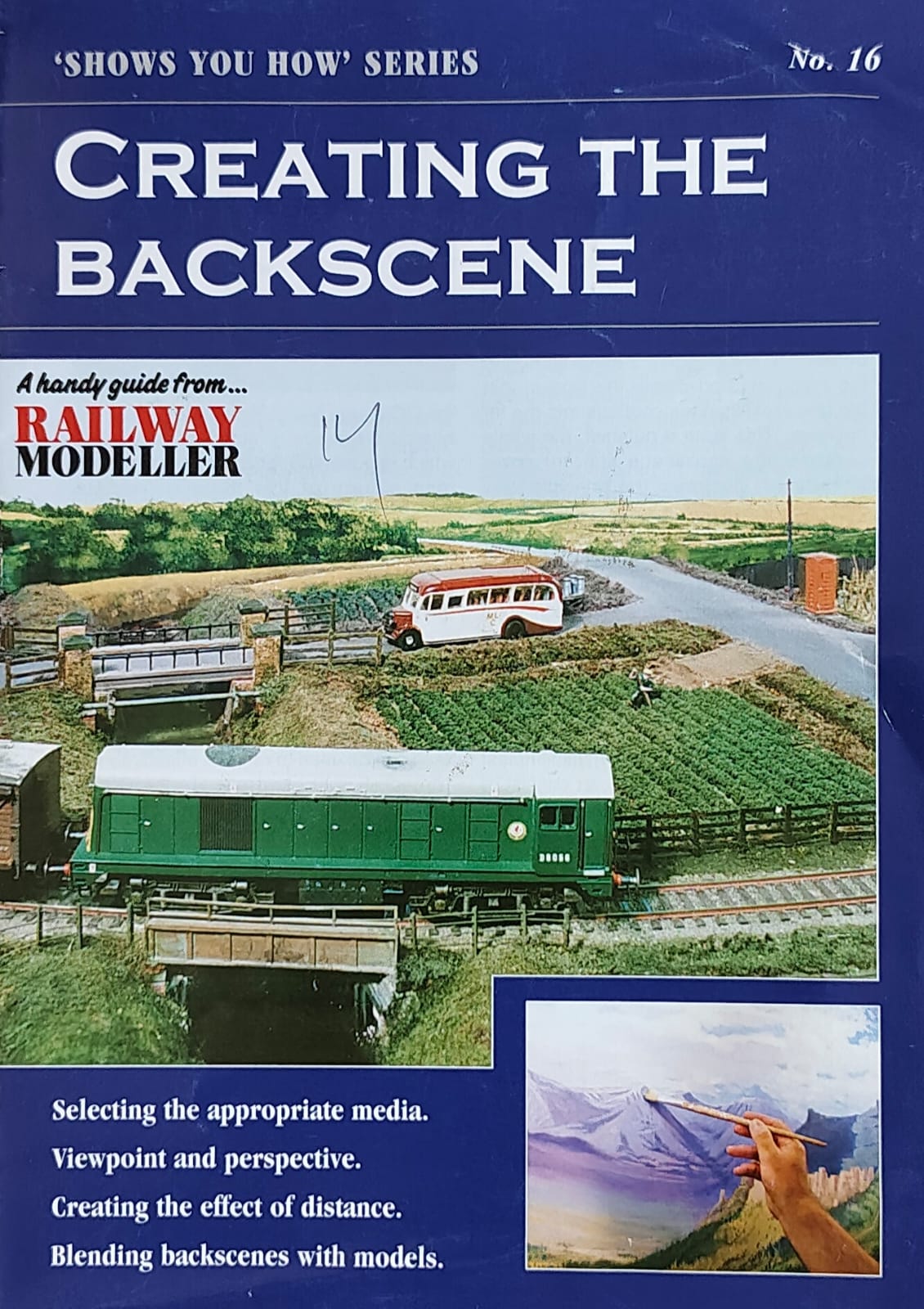 Peco 'How to' Booklet: Creating The Backscene